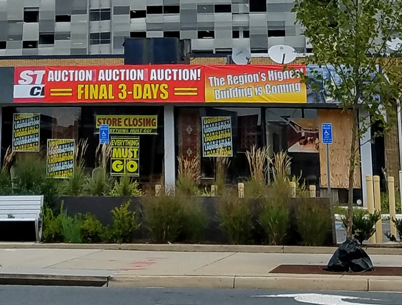 Illustration for article titled The Mercedes dealer by my office has a bunch of pointy used cars out front